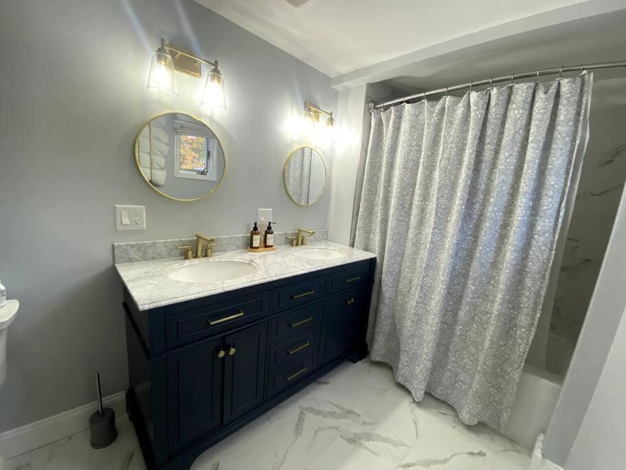 It'S Showtime-Book Lally'S House! Steps To Common! Salem Exteriör bild