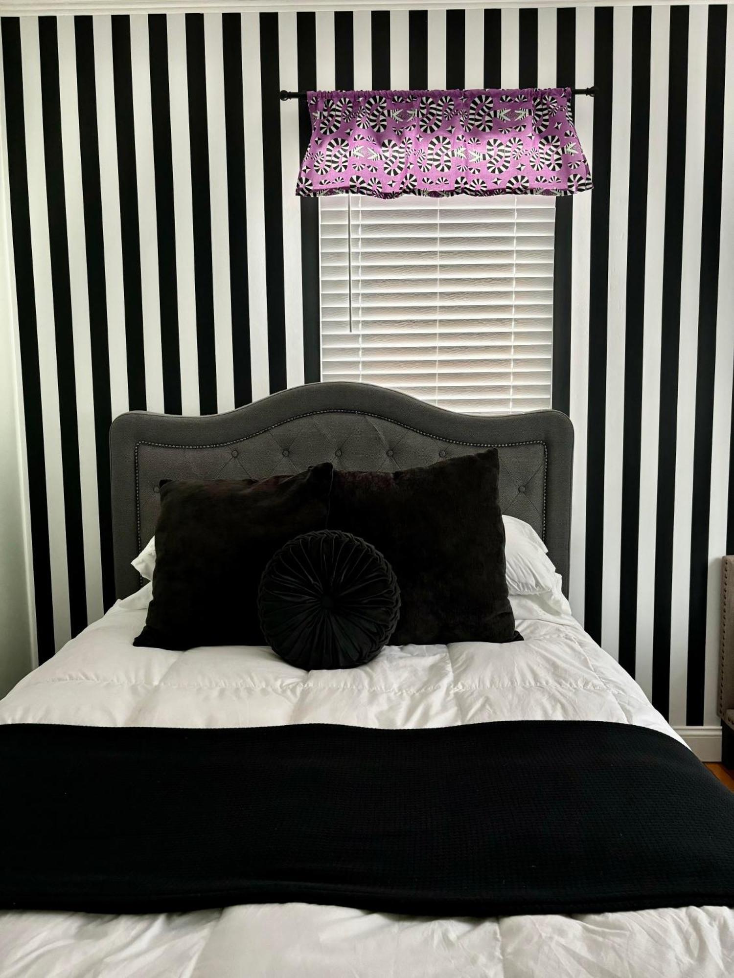 It'S Showtime-Book Lally'S House! Steps To Common! Salem Exteriör bild